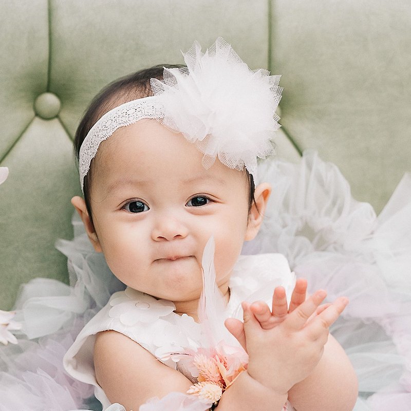新生宝宝专属 手缝无黏胶 Headband 手工花朵朵设计头饰-冰雪白银 - 婴儿饰品 - 聚酯纤维 白色
