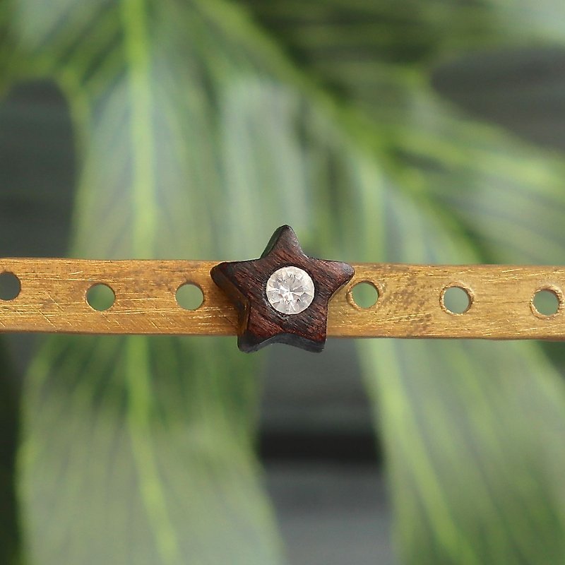 星  原木手工耳环 纯银耳针 单个 礼物订制 - 耳环/耳夹 - 木头 咖啡色