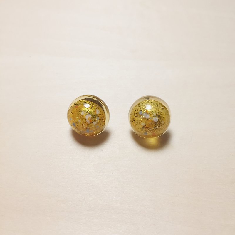 复古金色点点琉璃丸子耳环 - 耳环/耳夹 - 琉璃 金色