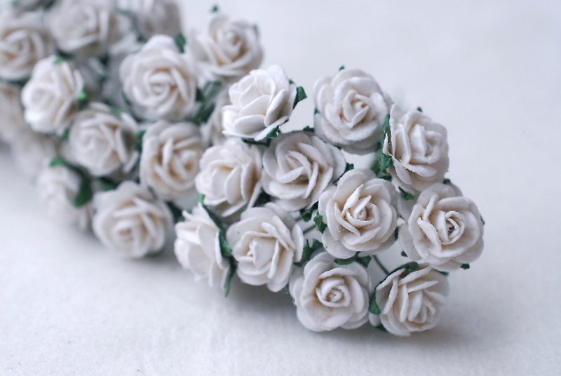 纸花中心装饰品用品，100 件。玫瑰色，尺寸 1.5 厘米，白色 - 其他 - 纸 白色
