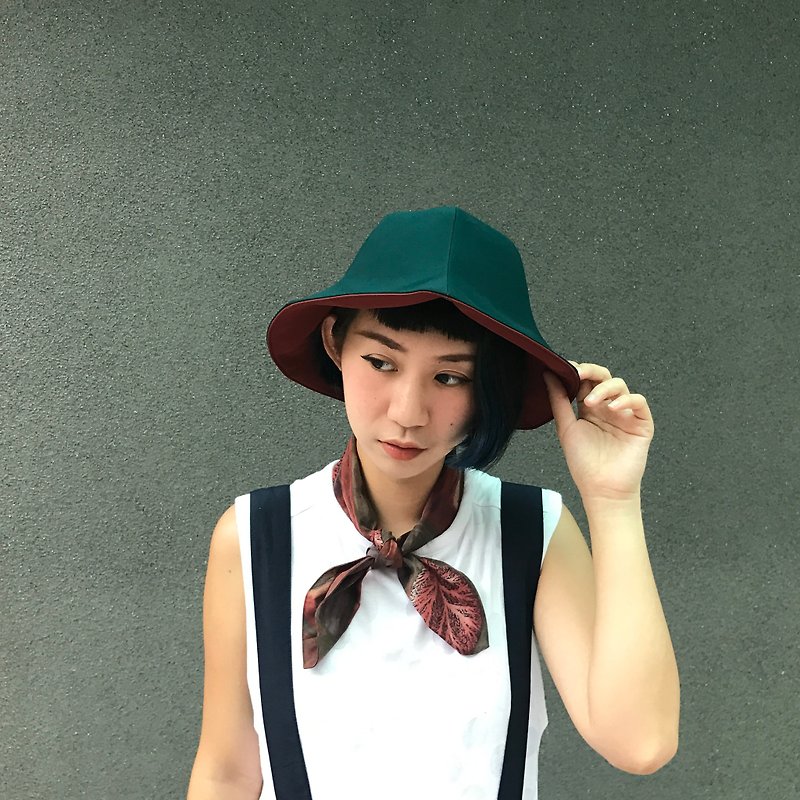 JOJA│[限量] 橘红 x 品绿 皮革质感 双面花形帽 订制 - 帽子 - 塑料 绿色