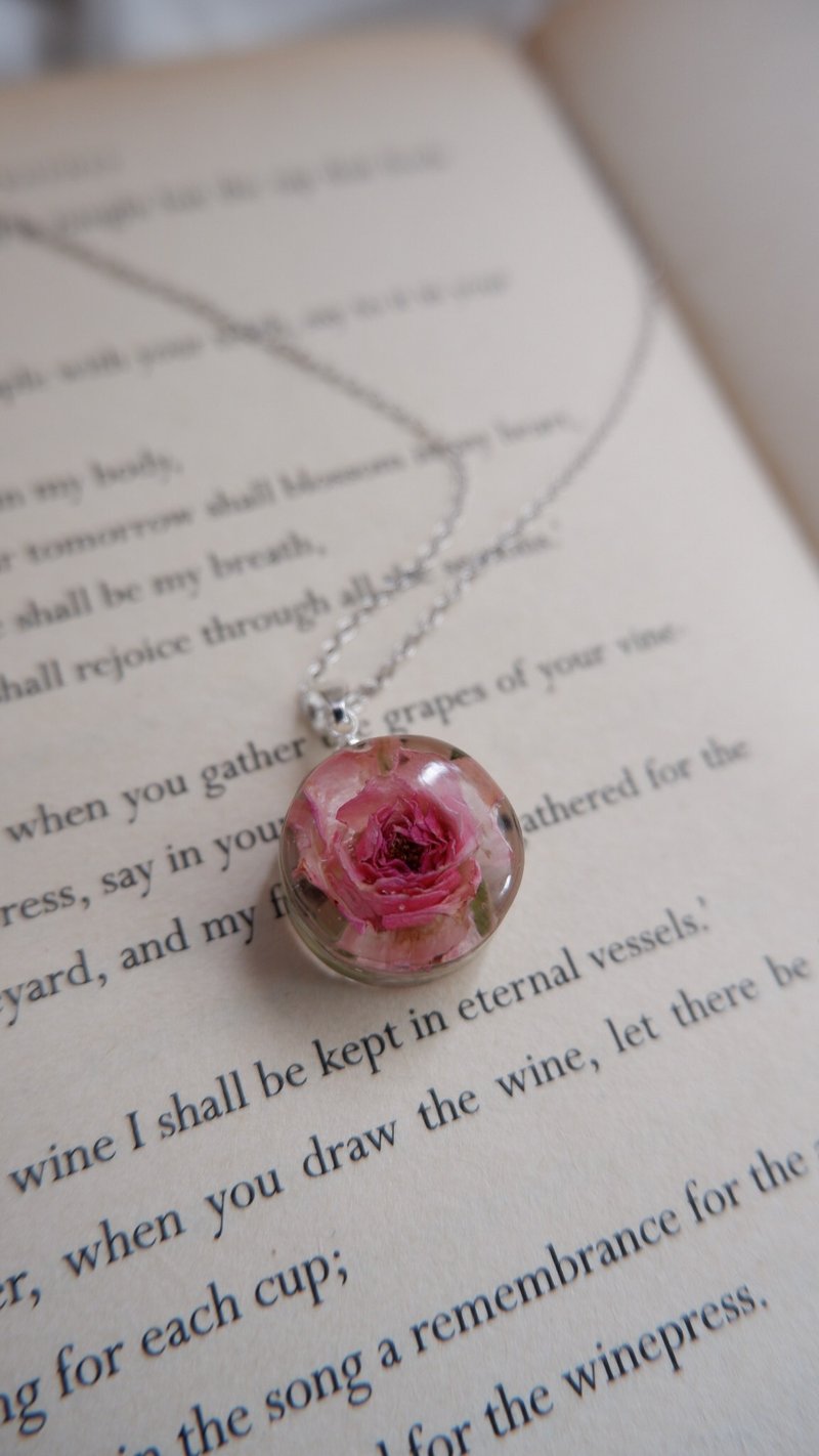 Necklace Rose blossom (silver925) - 项链 - 树脂 粉红色