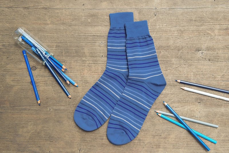 林果良品 笔型条纹绅士袜 海洋蓝 - 绅士袜 - 棉．麻 蓝色