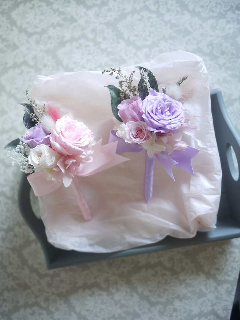 花日常 新郎新娘主婚人不凋花胸花   专属单 蓝灰款 - 胸针 - 植物．花 粉红色