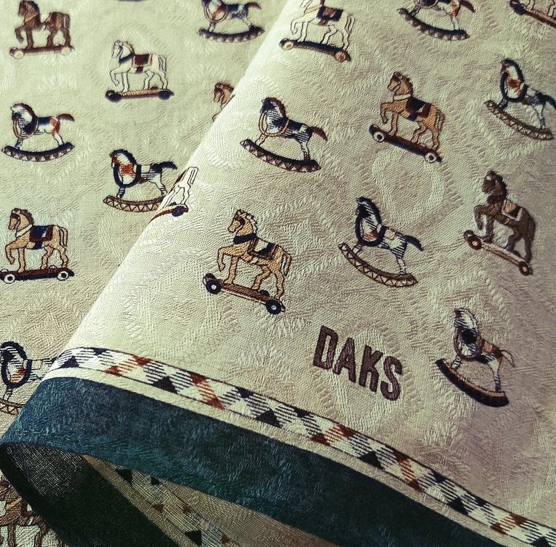 DAKS 复古手帕摇马 19 x 19 英寸 - 手帕/方巾 - 棉．麻 卡其色