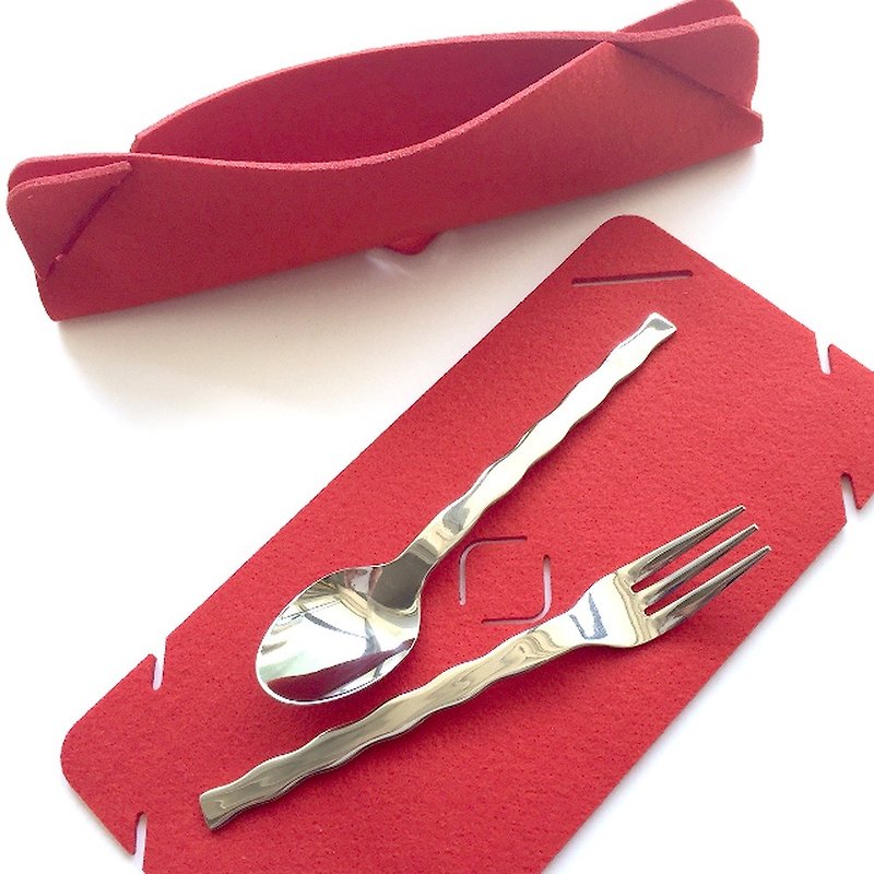 カトラリーセット  赤色 - 餐刀/叉/匙组合 - 聚酯纤维 红色