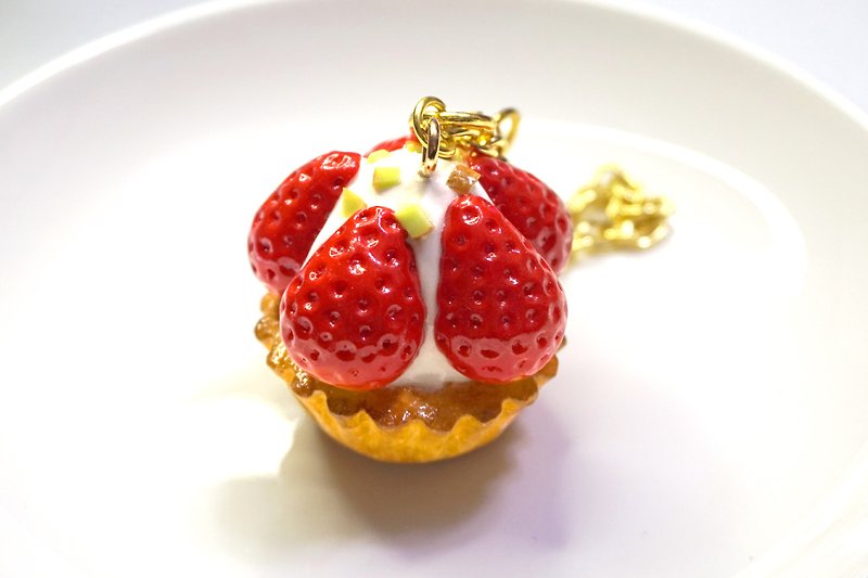 法式草莓挞挂饰 | 仿真甜点黏土手工制饰物 - 钥匙链/钥匙包 - 粘土 红色
