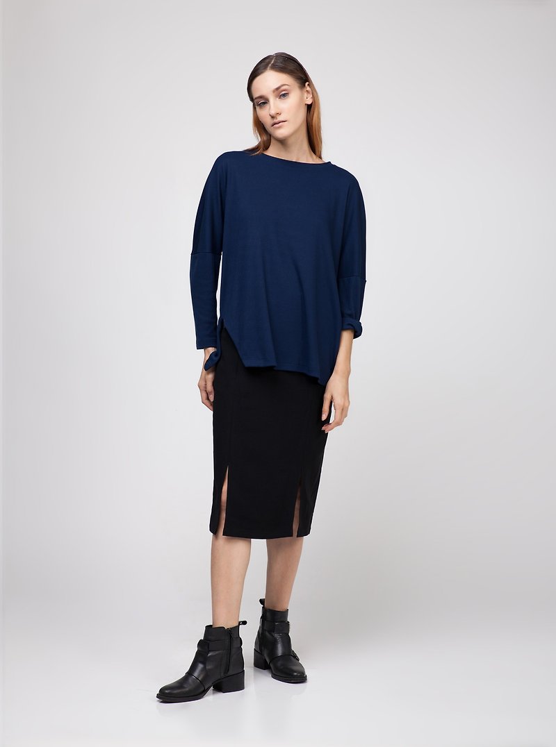 Blue Tencel Cut-out Long-sleeved Shirt - 女装上衣 - 其他材质 蓝色
