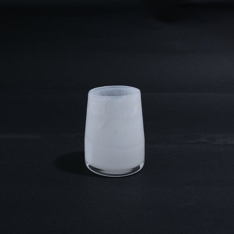 白色宽口小花瓶-新竹手工玻璃 - 花瓶/陶器 - 玻璃 白色