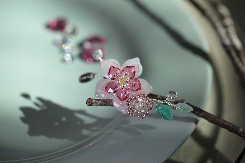 手工珠宝磁扣式胸花-芙蓉三重奏Floral trio - 胸针 - 宝石 粉红色