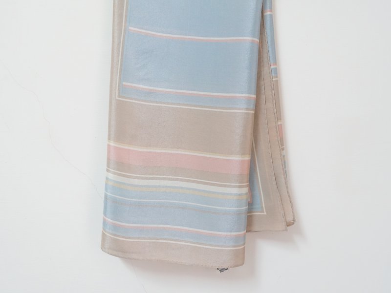 Awhile一时 | Vintage 丝巾 no.35 - 丝巾 - 丝．绢 多色