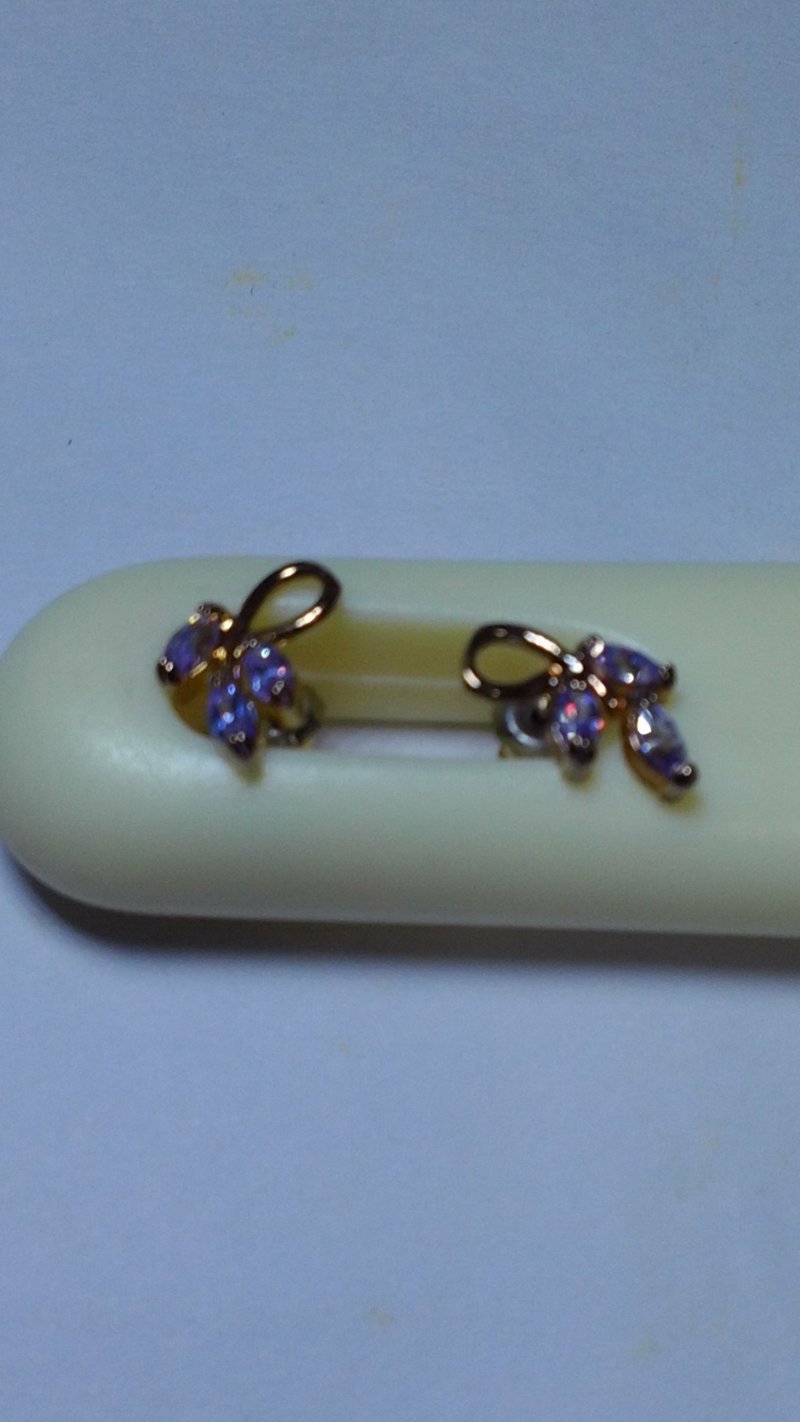 紫色诰石耳环 - 耳环/耳夹 - 其他金属 金色