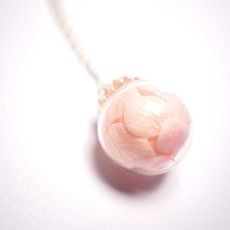 A Handmade 粉红色调绣球花玻璃球颈链 - 颈链 - 植物．花 