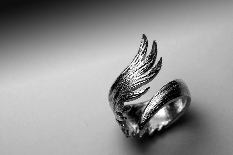 大单翅膀戒 - 戒指 - 其他金属 银色
