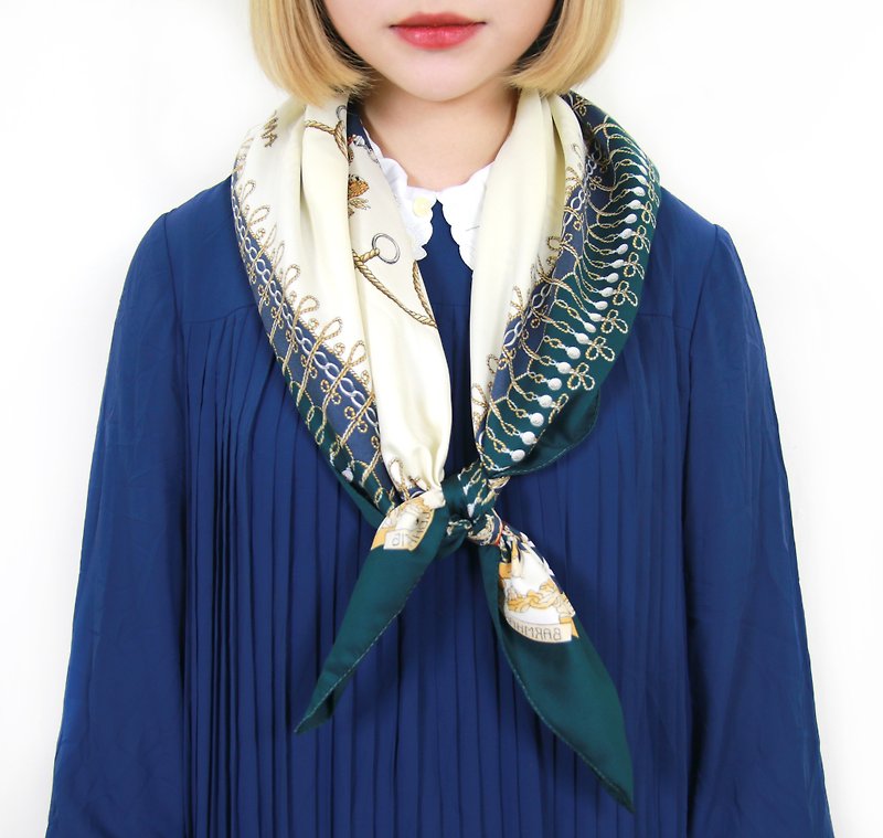 Back to Green::古典丝巾  贵族军绿徽章   vintage scarf (SC-09) - 丝巾 - 丝．绢 
