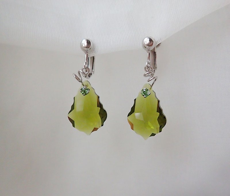 巴洛克　施华洛世奇元素 & 夹式 耳环 (一对) - 耳环/耳夹 - 玻璃 绿色