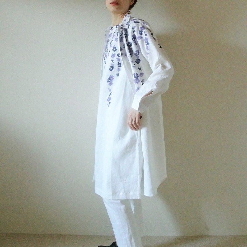 リネン・シャツワンピース　白　枝垂れ梅 - 洋装/连衣裙 - 棉．麻 白色