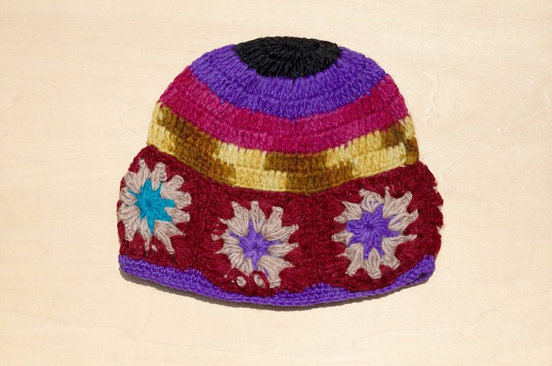 圣诞礼物 限量一件 手工编织纯羊毛帽/ 编织帽 / 针织毛帽 / 内刷毛手织毛帽 / 毛线帽 - 东欧风 春天的花朵 - 帽子 - 羊毛 多色