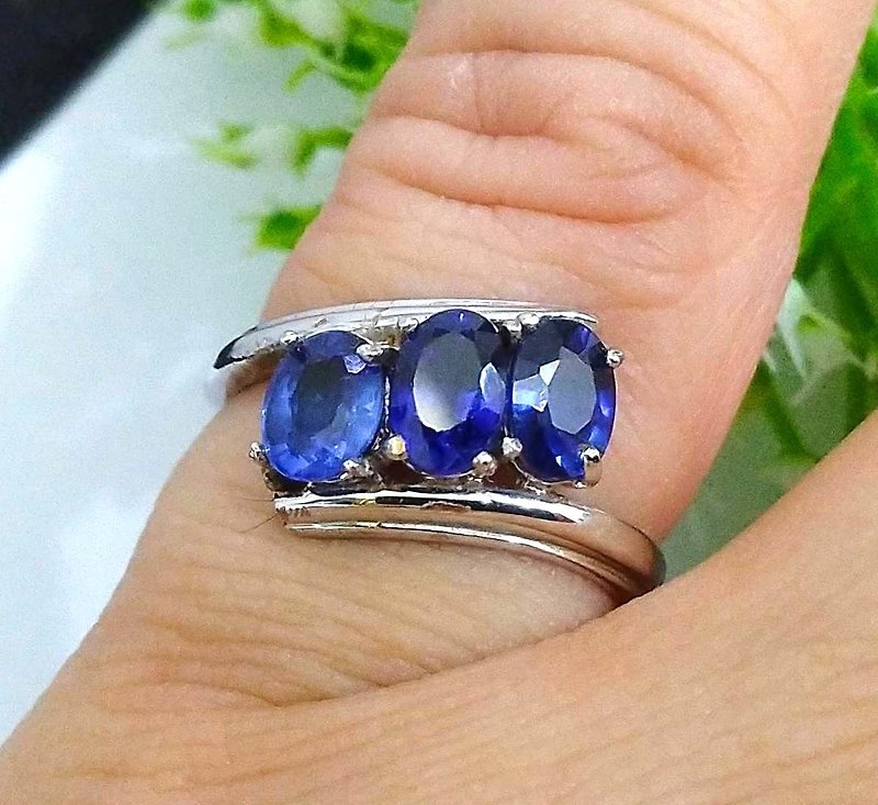 3 珠银戒指，真正的实心蓝色宝石。结婚戒指或生日戒指 - 戒指 - 纯银 蓝色