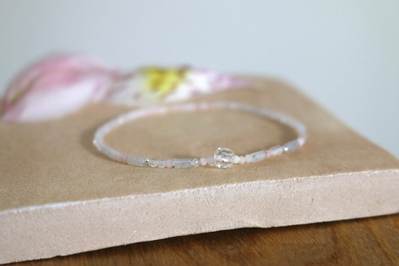 母亲节礼物推荐 四月诞生石 手环 白水晶 蛋白石 - 游戏规则 - - 手链/手环 - 半宝石 粉红色