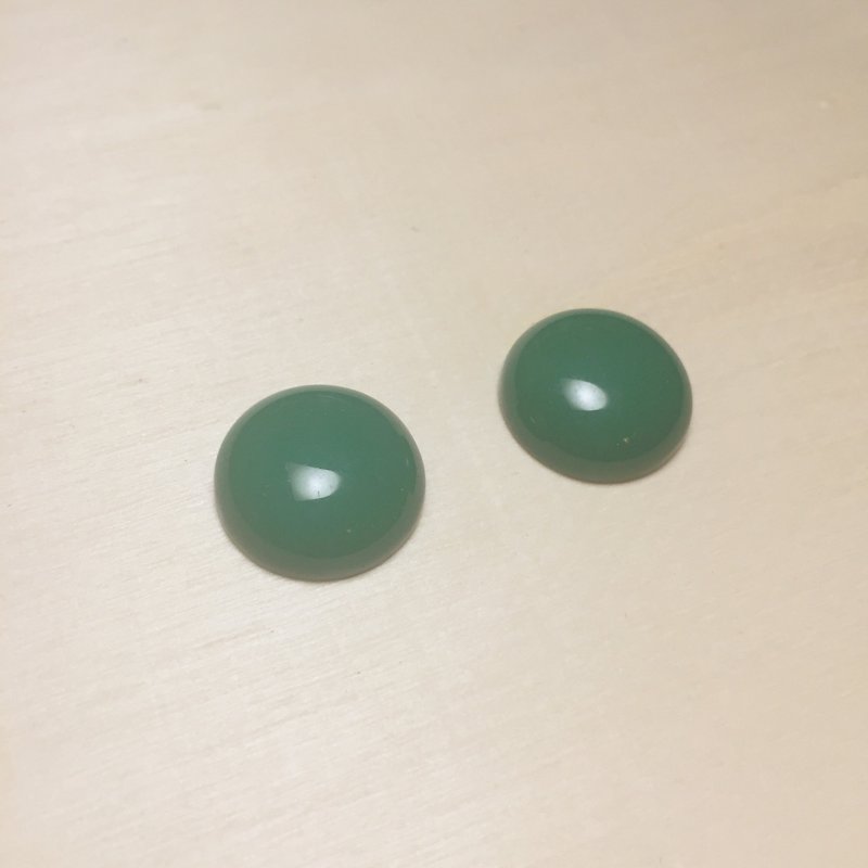 复古绿微凸耳环耳夹 - 耳环/耳夹 - 树脂 绿色