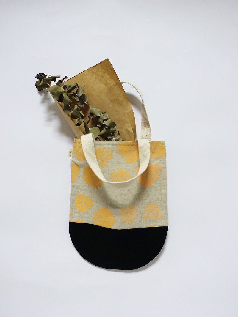 手工绢印 小物包 手提包 植物系列 松果  - 手提包/手提袋 - 棉．麻 黄色