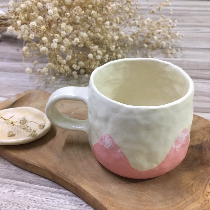 手捏陶-粉红小山杯 - 咖啡杯/马克杯 - 陶 粉红色