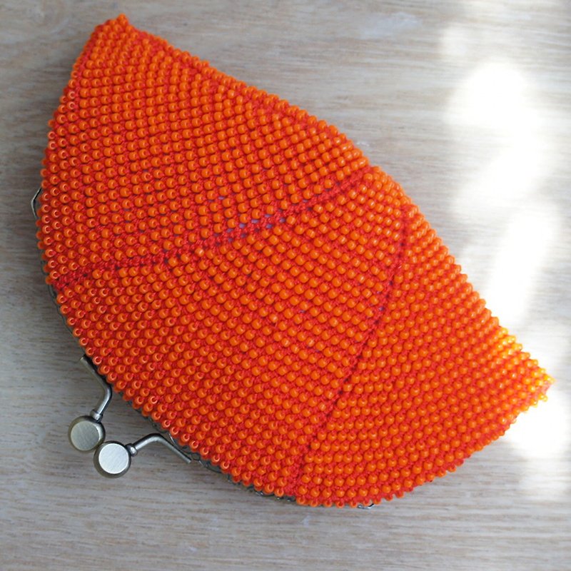 Ba-ba handmade Seedbeads crochet pouch No.1113 - 化妆包/杂物包 - 其他材质 红色