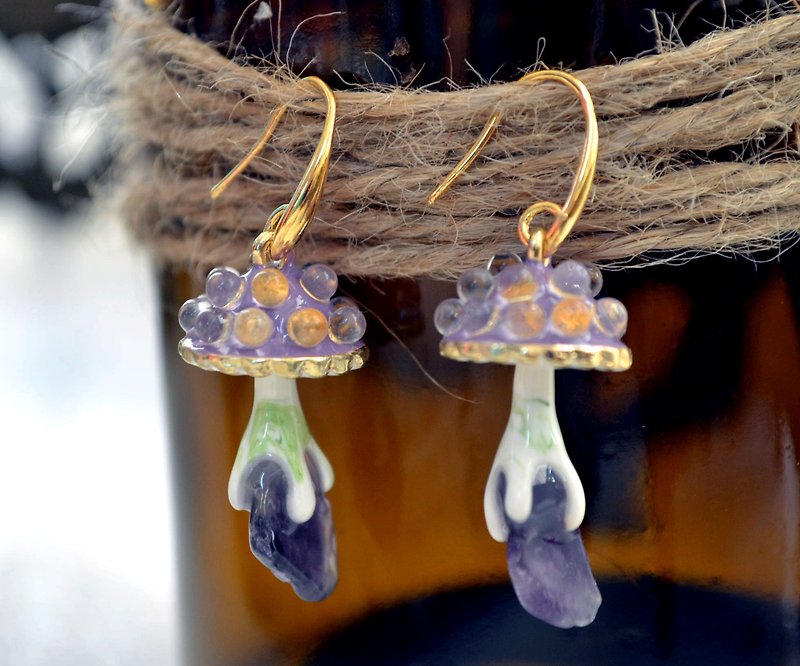 紫色 Gookaso 蘑菇紫水晶魔法石耳环  粉晶 紫晶 绿松石 绿幽灵  - 耳环/耳夹 - 其他金属 白色