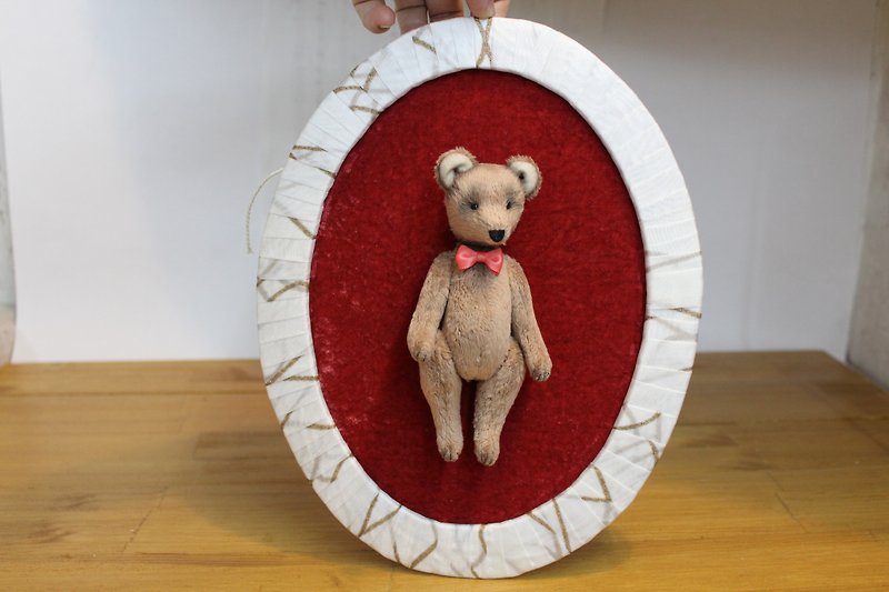 Teddy Bear - picture in pink bow tie and framed - 玩偶/公仔 - 其他材质 粉红色