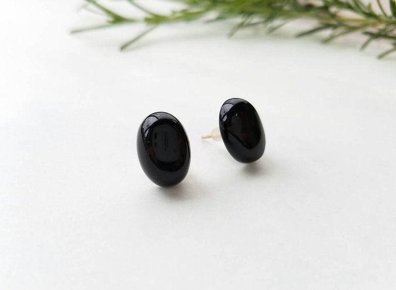 ブラックオニキス カボションピアス onix earrings - 耳环/耳夹 - 半宝石 黑色
