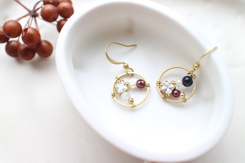 珠宝盒-锆石 珍珠 黄铜耳环-针式 夹式 - 耳环/耳夹 - 其他金属 