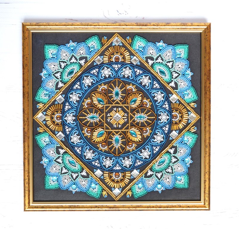 Mandala wall art, handmade bead embroidered framed picture - 墙贴/壁贴 - 其他材质 多色