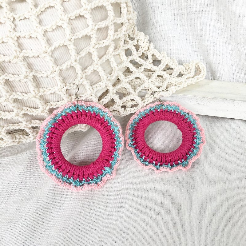 Pink-Blue crochet earring - 耳环/耳夹 - 棉．麻 粉红色