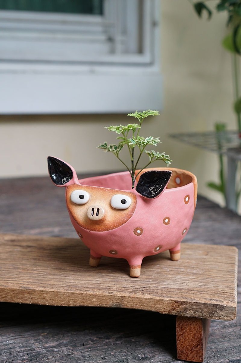 Pig pot , cactus , handmade ceramic , pottery - 花瓶/陶器 - 陶 粉红色