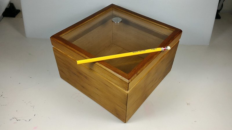 台湾黄桧木(扁柏)四方玻璃大木盒 - 收纳用品 - 木头 