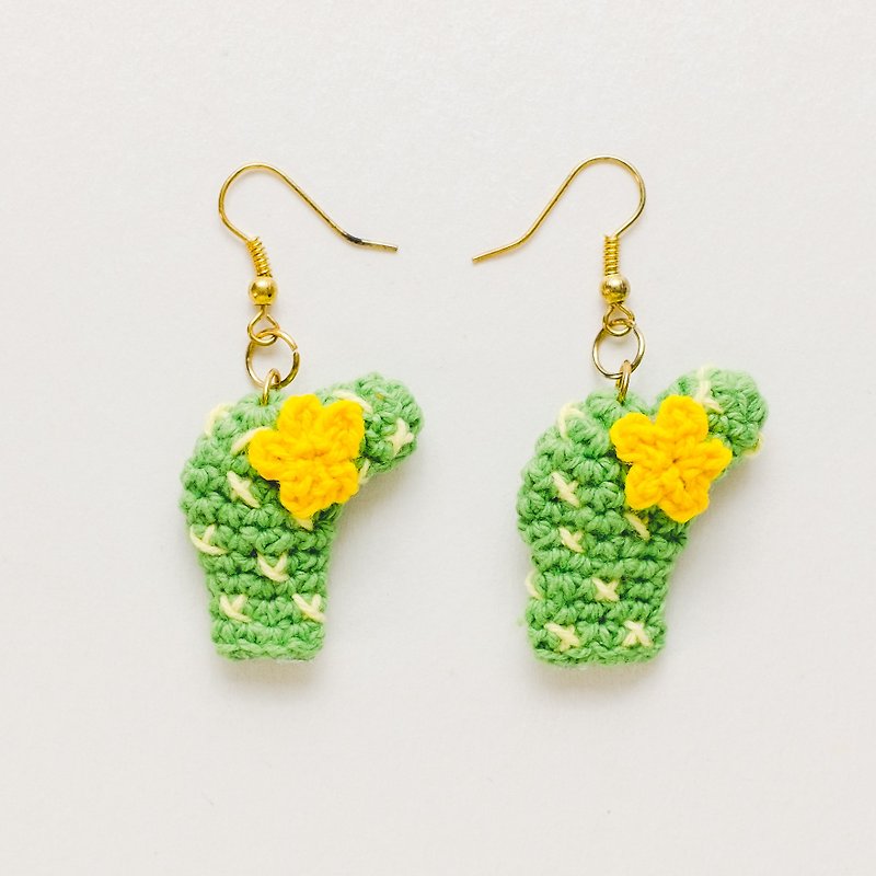 Earrings crochet fruit | The Cactus #007 - 耳环/耳夹 - 棉．麻 绿色