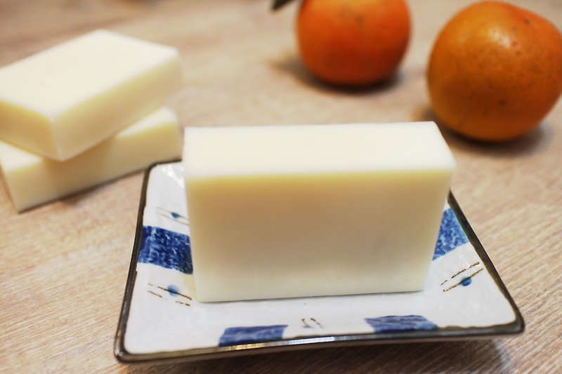 【蕾安柏】橘油家事皂。天然手工皂 - 碗盘清洁 - 其他材质 橘色