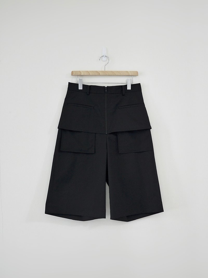 不对称百慕达短裤 - 男士短裤 - 聚酯纤维 黑色