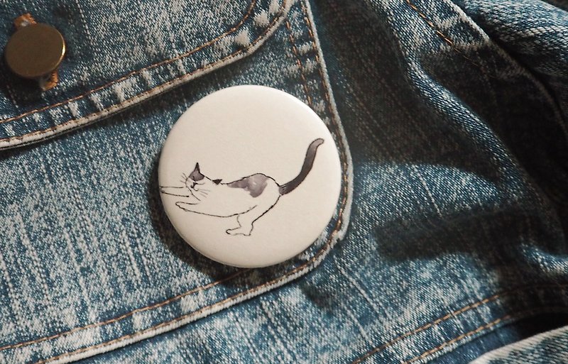 Pin badges black &white cat - 徽章/别针 - 其他金属 
