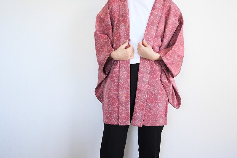 Japanese KIMONO, leaf kimono, silk haori, authentic kimono, traditional kimono - 女装休闲/机能外套 - 丝．绢 粉红色