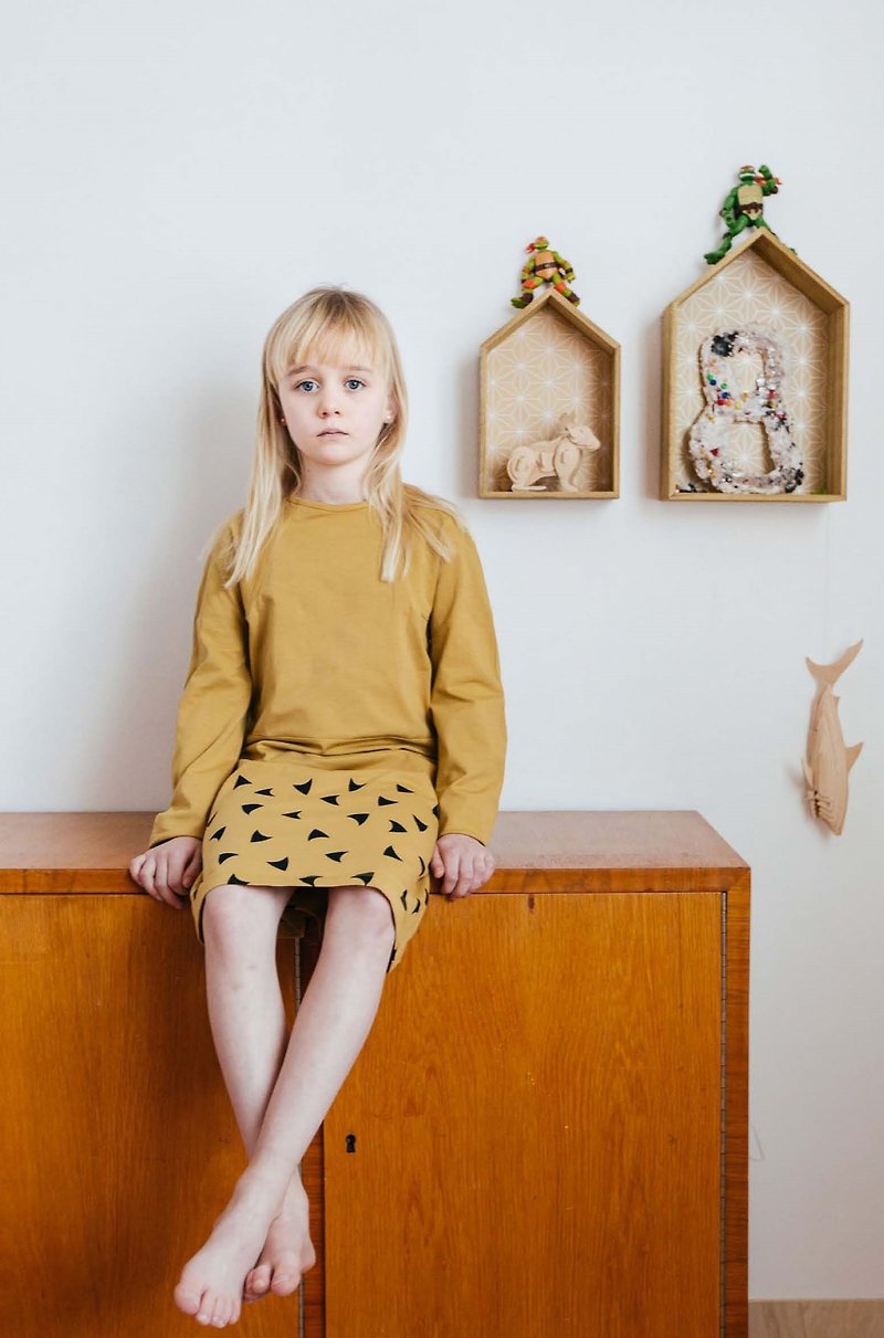 【北欧童装】瑞典有机棉儿童洋装3岁至12岁 - 童装礼服/连衣裙 - 棉．麻 黄色