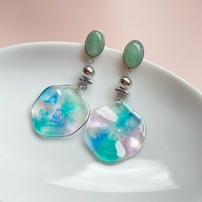 Marble blue earrings ピアス/イヤリング - 耳环/耳夹 - 半宝石 蓝色