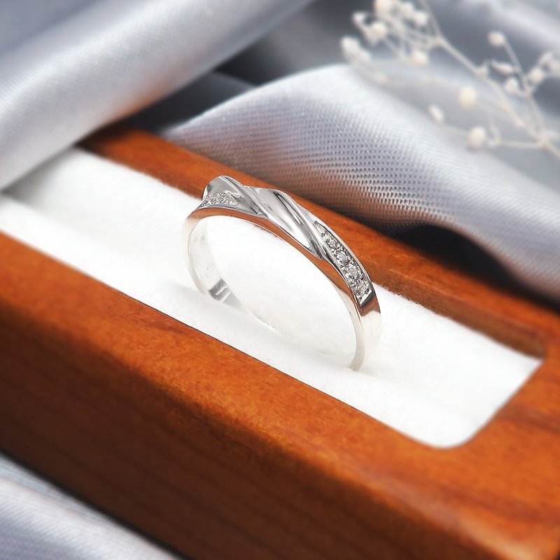 【定制化礼物】双流线女戒 情侣款 刻字订制纯银戒指 - 戒指 - 纯银 银色