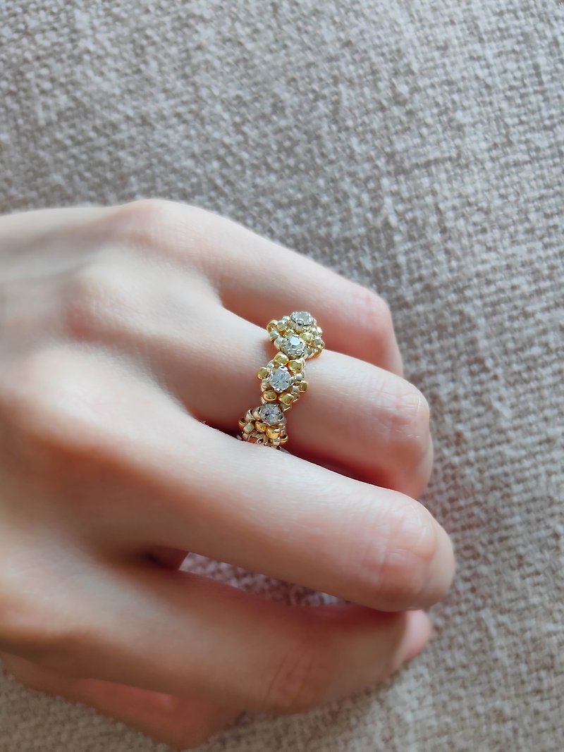 Mini Versailles 戒指 - 手工编织珠宝 - 戒指 - 其他金属 金色