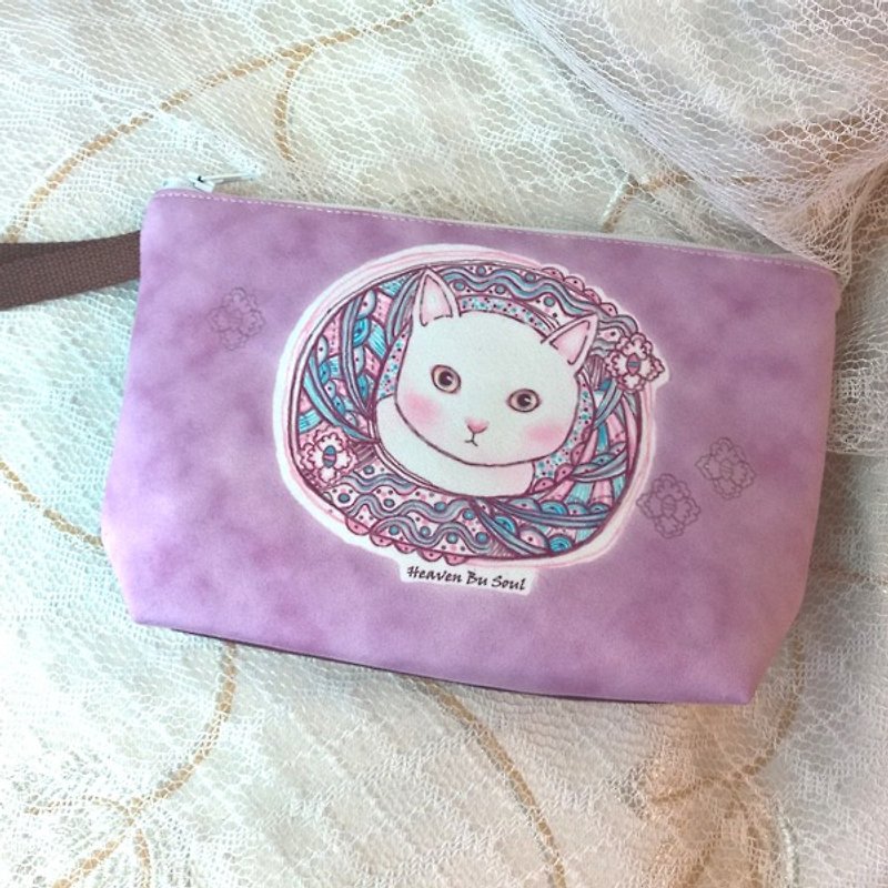<秘境之生>猫的好奇心 手拿包 化妆包 收纳 票卡 插画 动物 - 手拿包 - 聚酯纤维 紫色