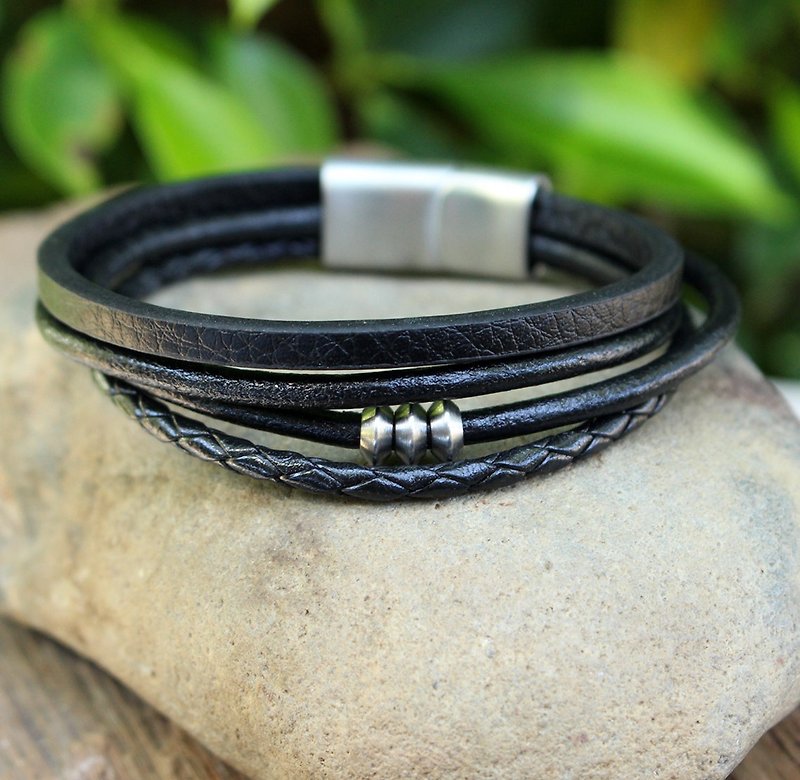 Bracelet - Bohemian Leather Bracelet - Black / 皮手镯 / 手链 / 皮革 - 手链/手环 - 真皮 黑色