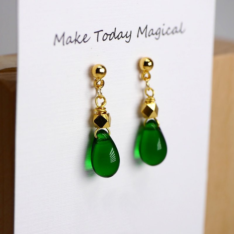 Candy Jewelry 复古墨绿琉璃耳环 耳针(可改无痛耳夹) - 耳环/耳夹 - 琉璃 绿色
