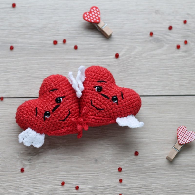 Valentine gift knitted heart, heart decorations, Valentines gift, crochet heart - 玩具/玩偶 - 其他材质 