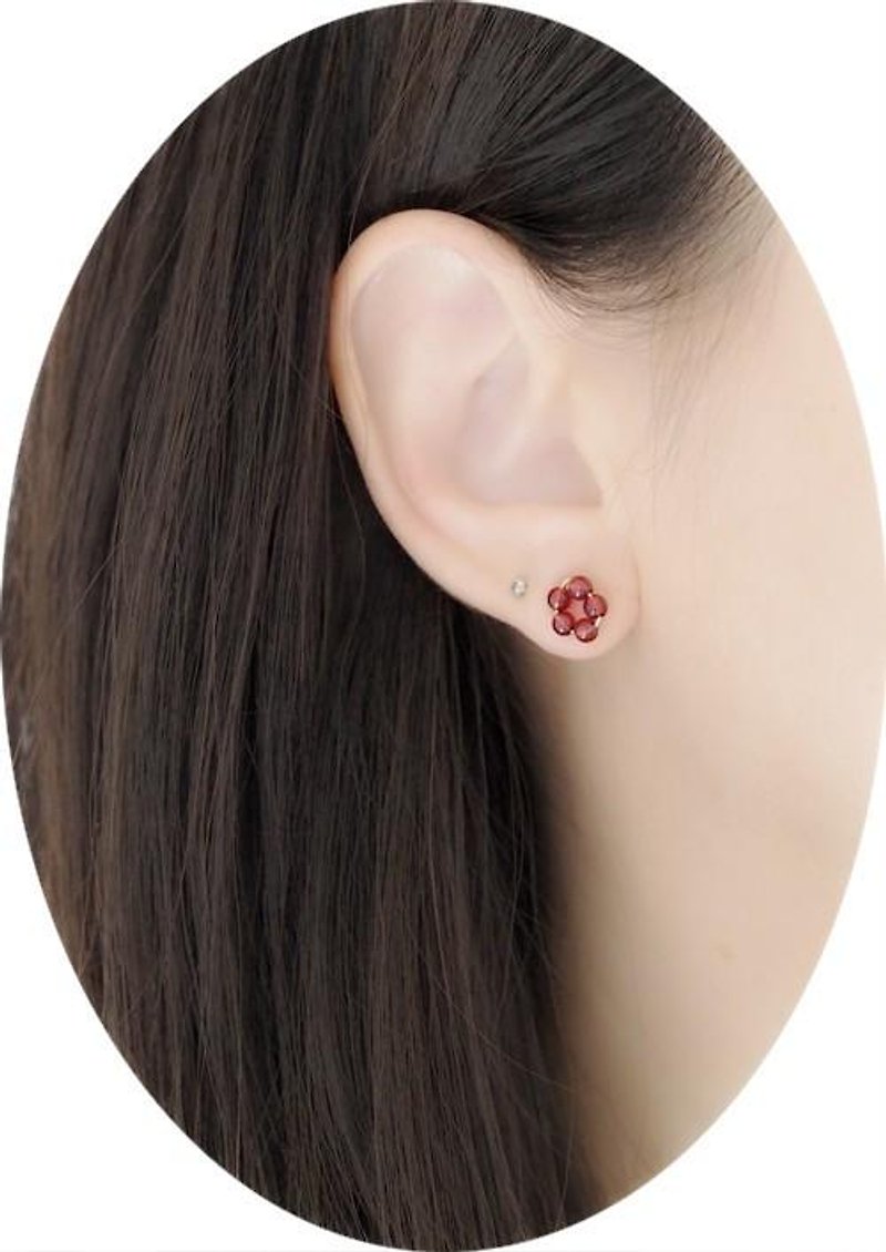 Original Garnet Flower Stud Earrings January Birthstone 2 Size